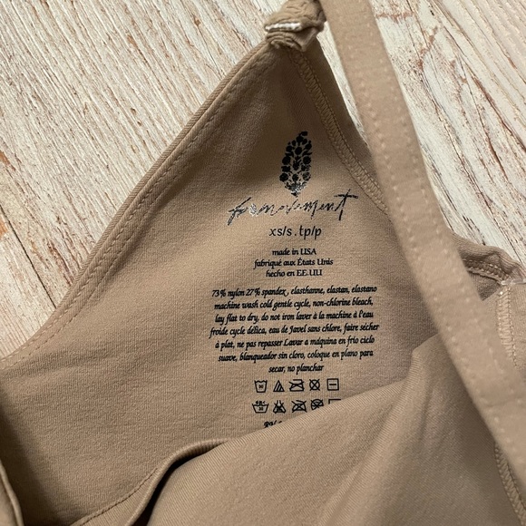 NWOT Free People Movement Good Karma Ruched Crop Tank In Mushroom - Picture 4 of 5
